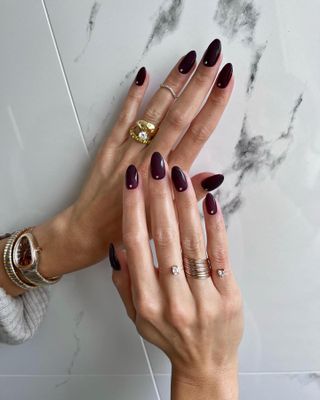 @iramshelton burgundy nails