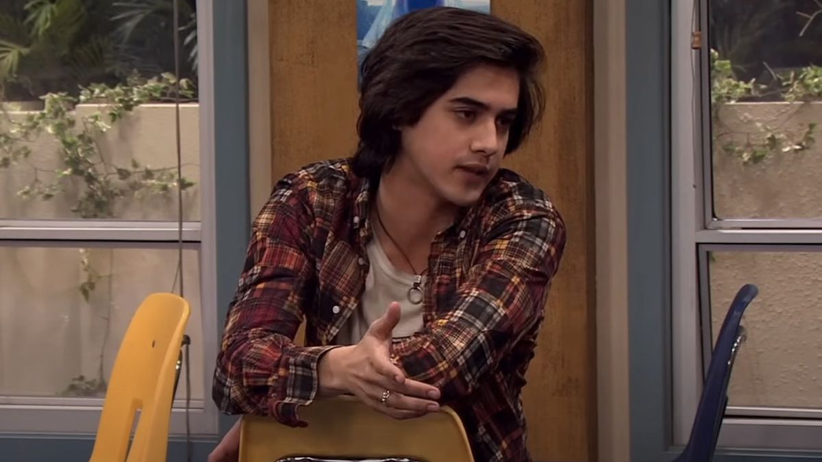 Beck Oliver (Avan Jogia) makes a point on Victorious