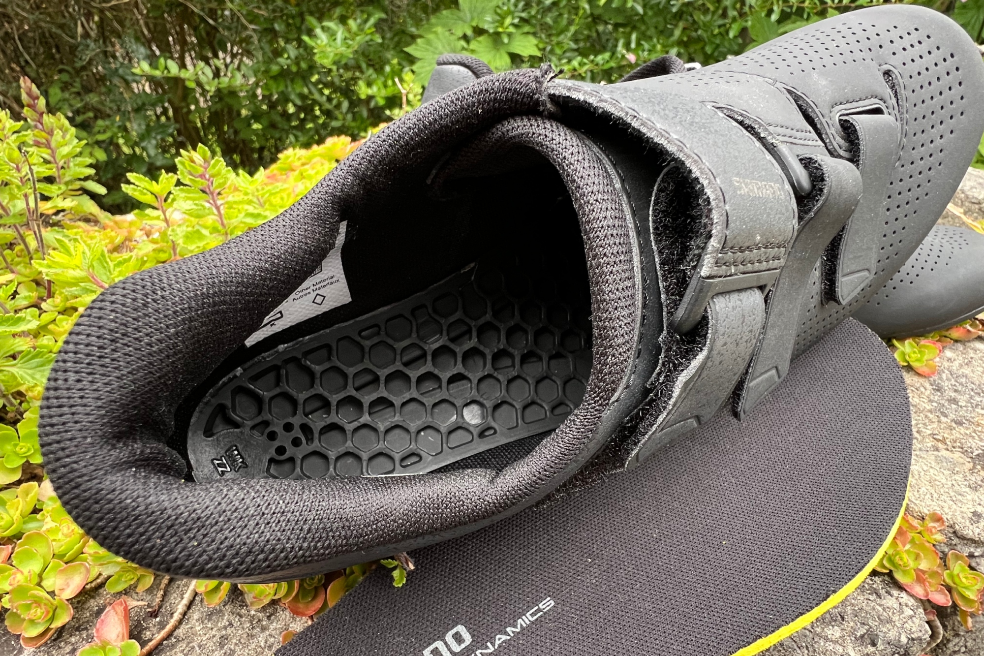 Inside the Shimano SH-RC102 road cycling shoe with the footbed removed reveals honeycomb sole