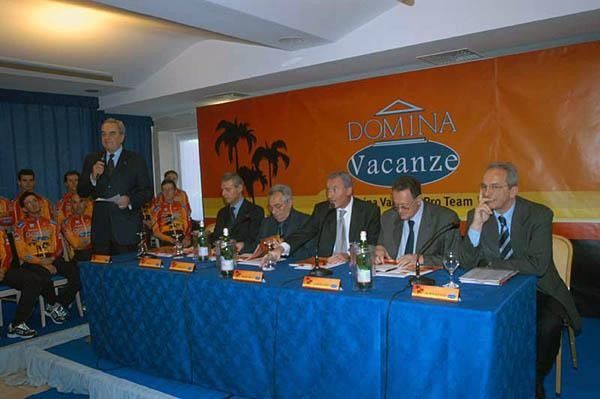 The official table at the Domina Vacanze presentation