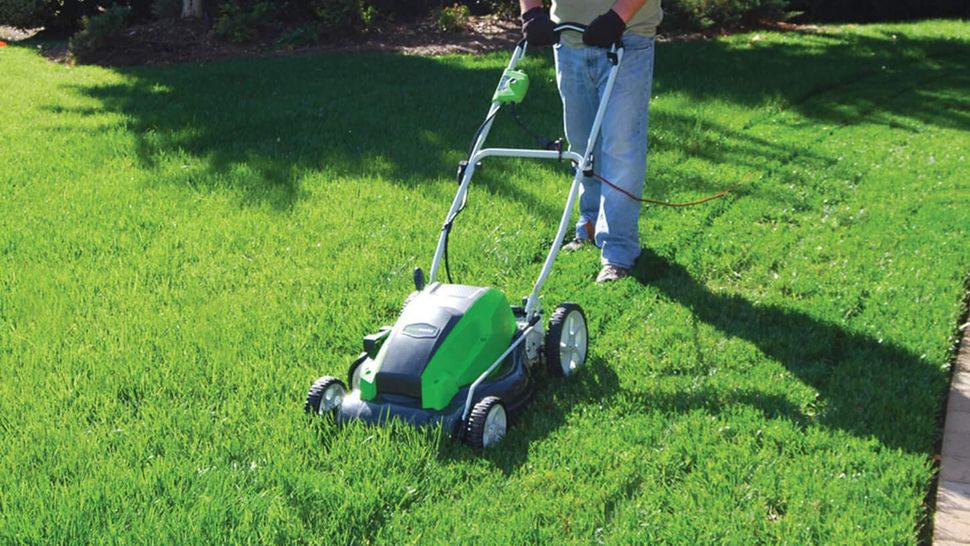 Greenworks vs Ryobi Lawn Mowers | Top Ten Reviews