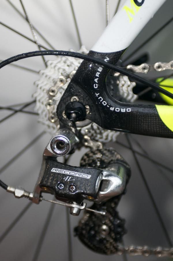 Carbon dropout and Record mech.