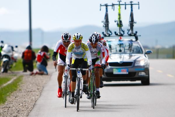 Oscar Pujol of Azad University makes the breakaway early