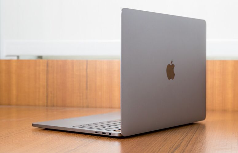 Act Fast: 13-inch MacBook Pro Now $400 Off | Laptop Mag