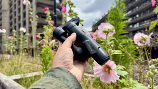 Hohem iSteady V3 gimbal held in a hand