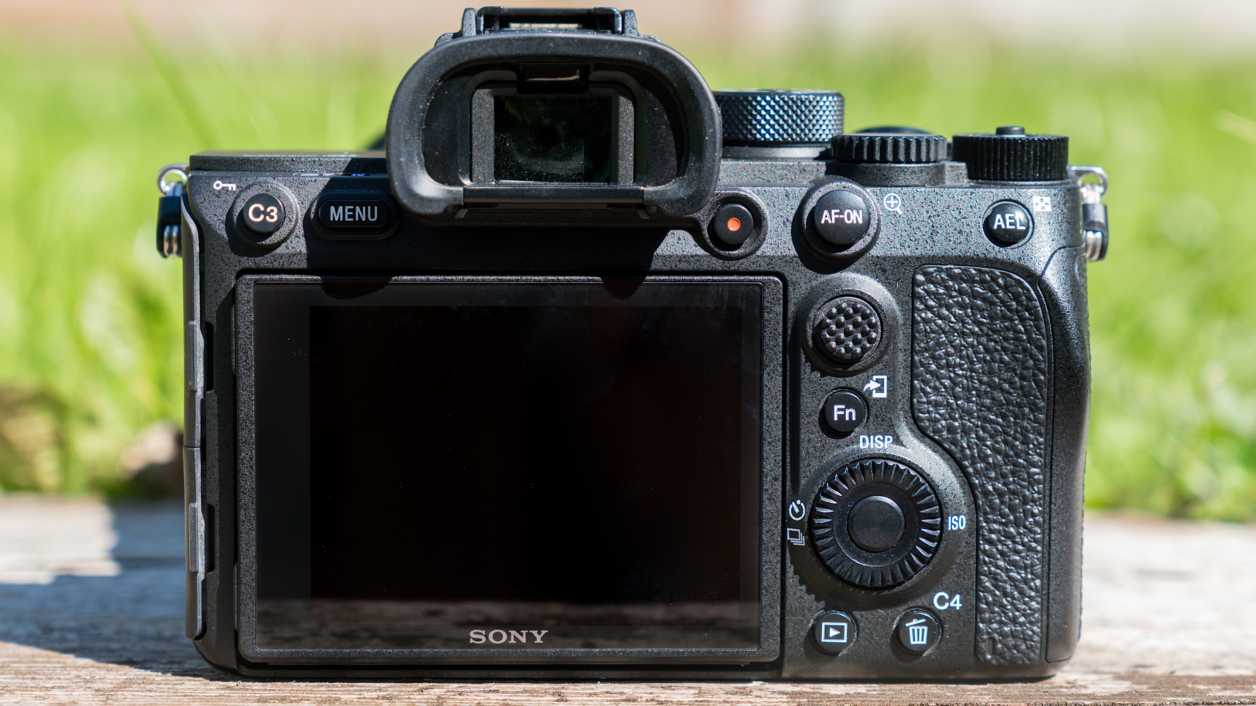 rear view of the sony a7r iv