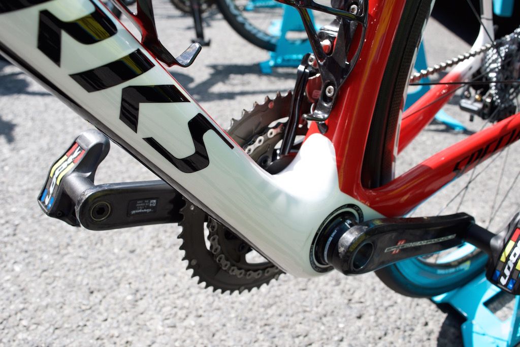 The chunky bottom bracket area