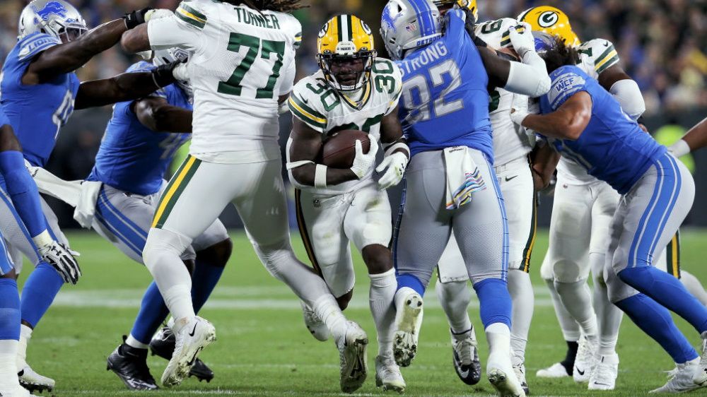 How to watch Packers vs Lions live stream NFL football today from
