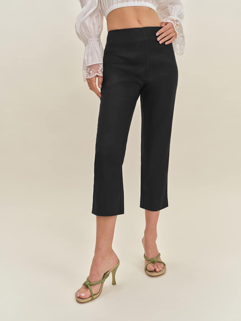 Petra Linen Low Rise Pedal Pusher Pant