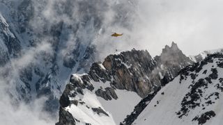 Helicopter rescue in the Alps