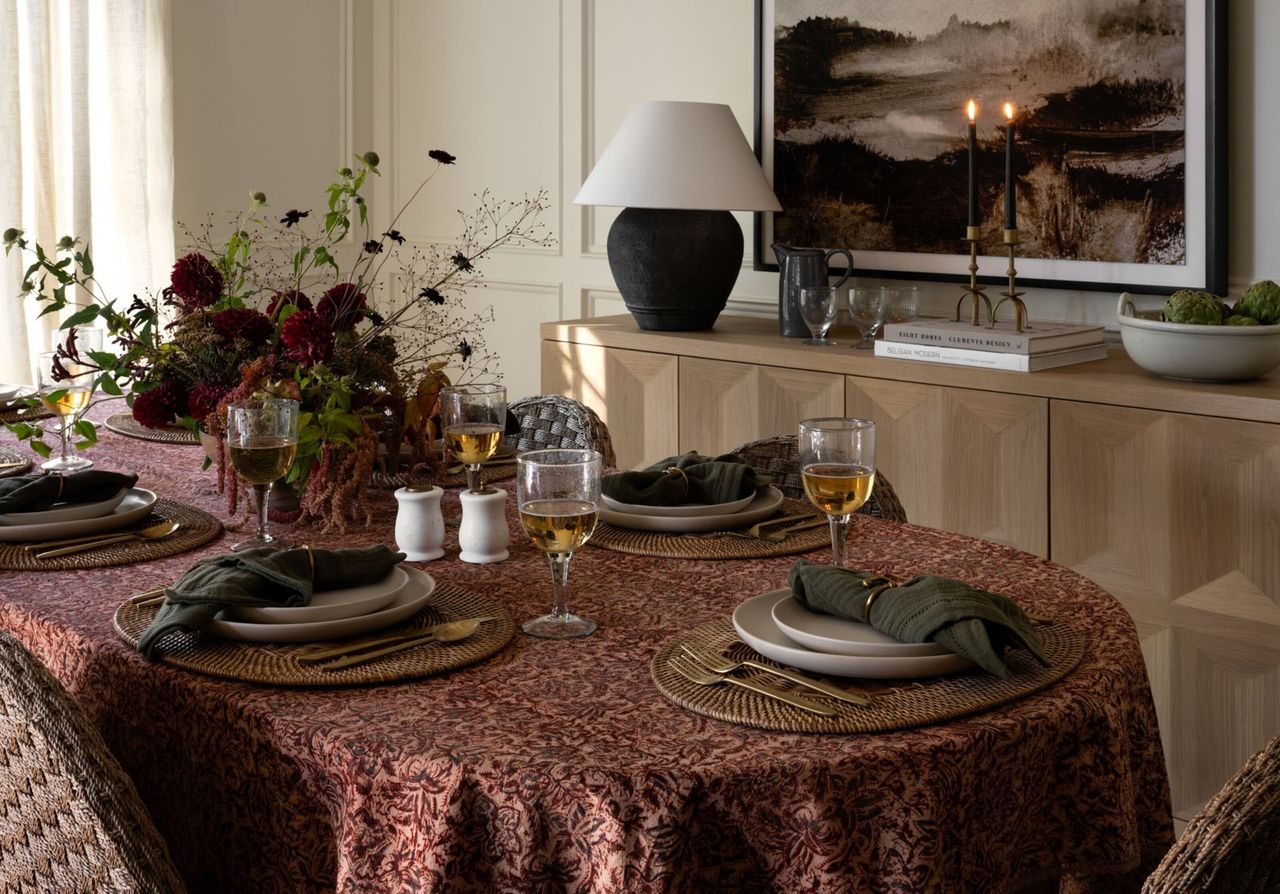 A well-laid Christmas table