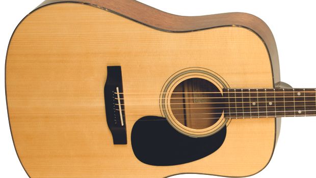 Video: Recording King Introduces RD-310 with Adirondack Spruce Top