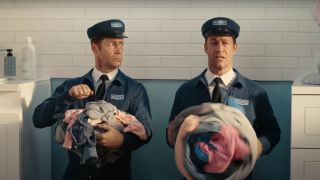 Two Colin Fergusons pretend to be a washer and dryer doing laundry for Maytag.