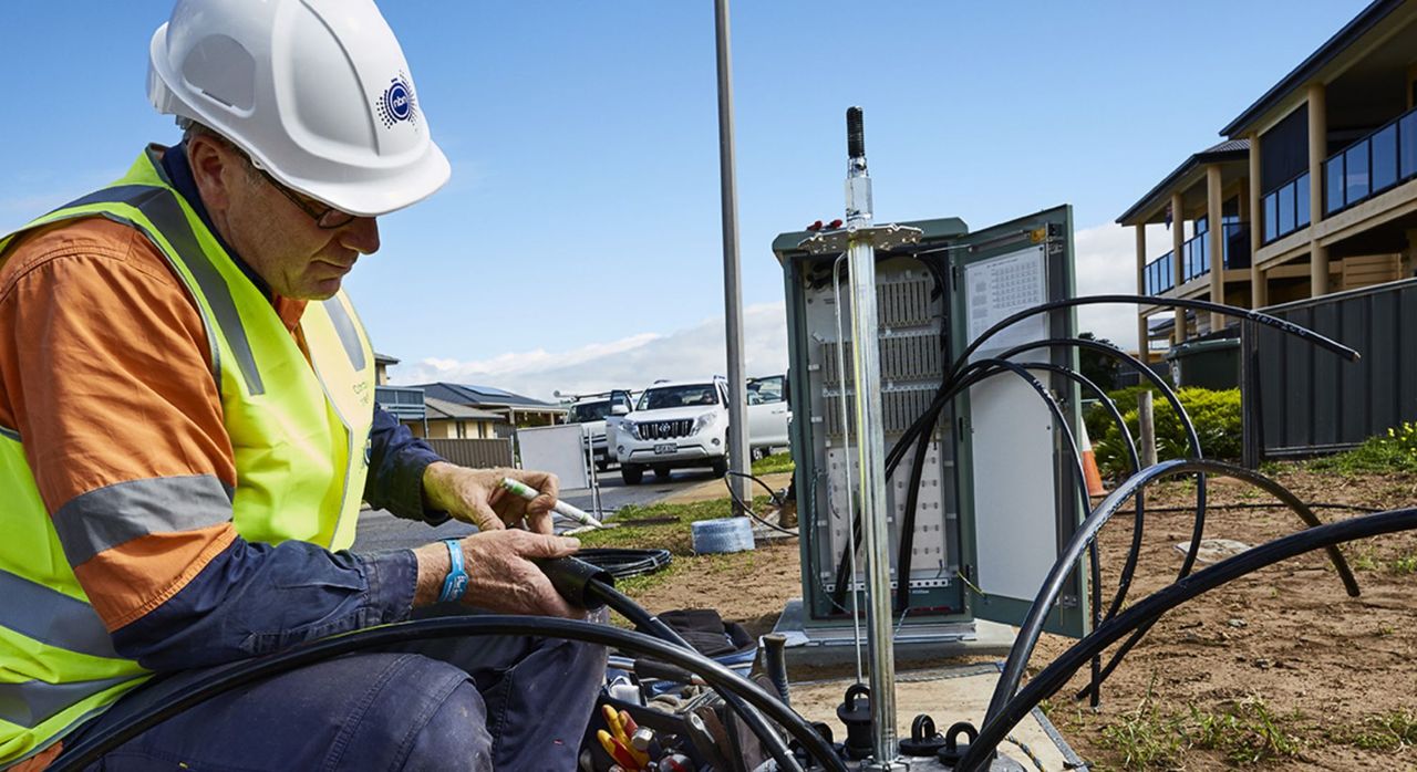 Chinese firm's fiber trial hits staggering 51.3 Tb/s over 128 miles without signal regeneration