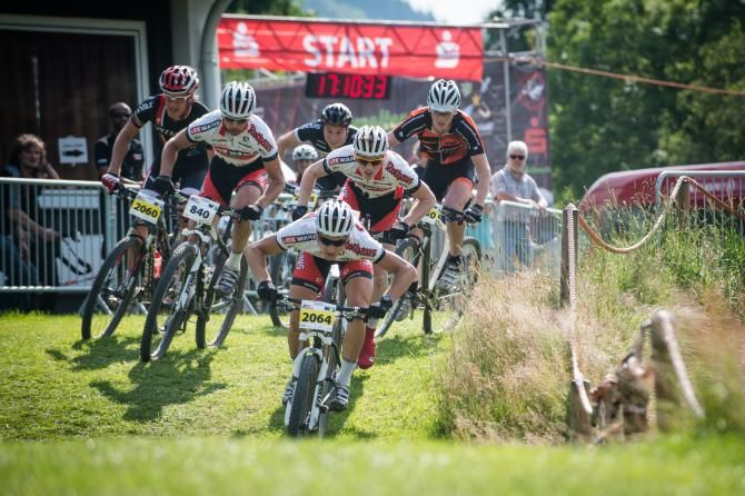 Martin Gluth leads