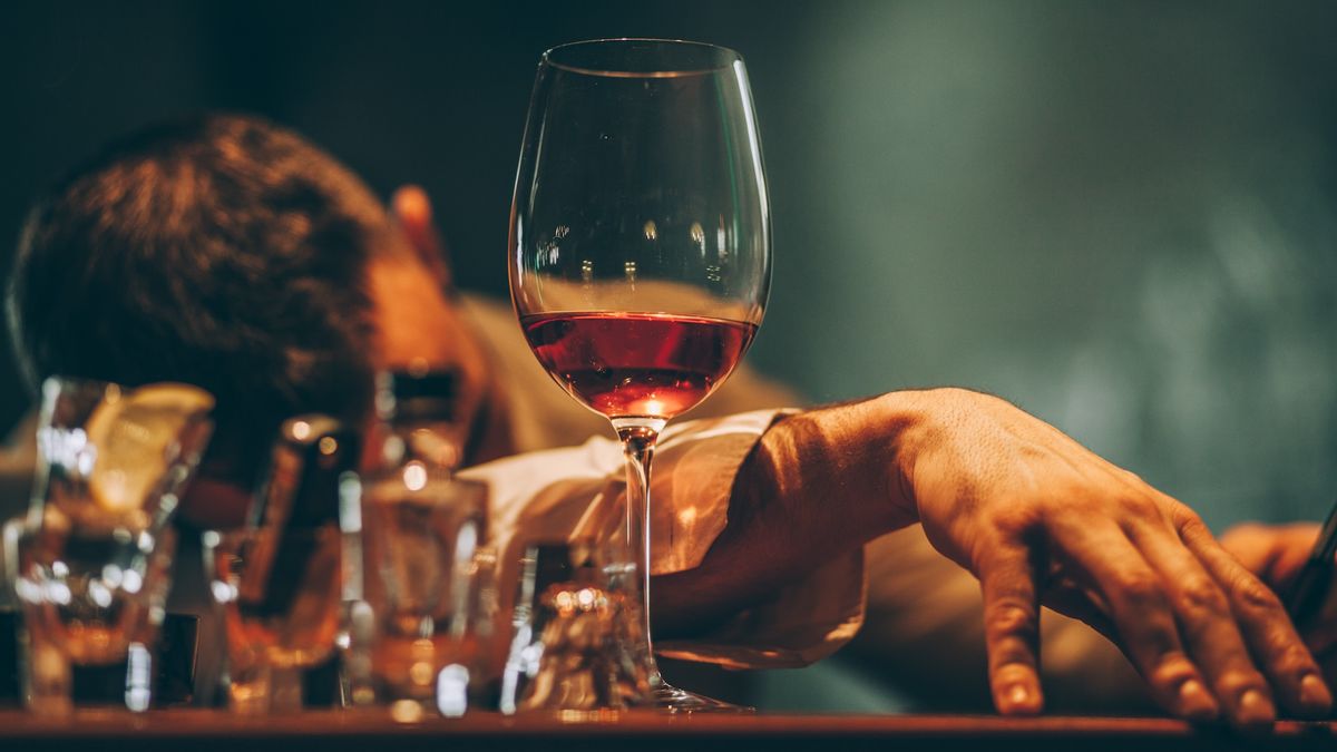 The brain might have a hidden 'off switch' for binge drinking