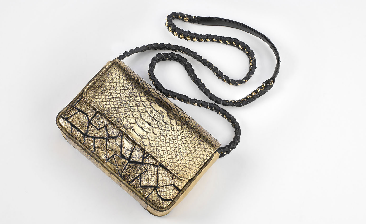 One-of-a-kind handbag brand Maison Ravn | Wallpaper