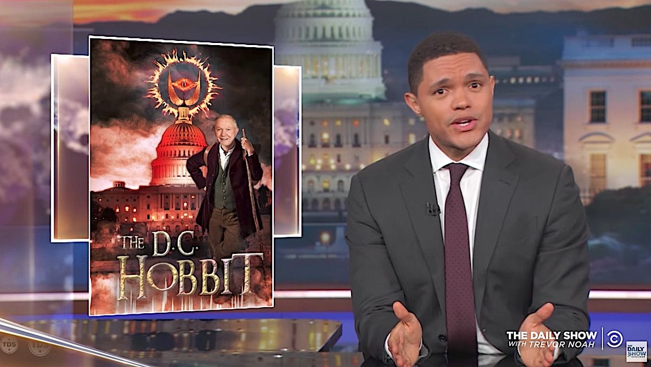 Trevor Noah explains Washington through Hollywood