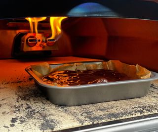 Cooking brownies in the Ooni Karu Pro 2