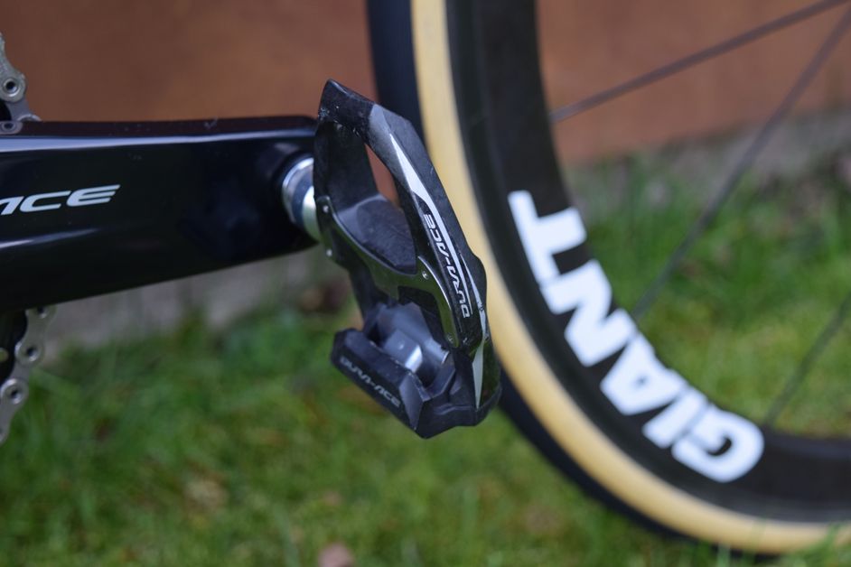 Unlike the men's bikes, the Liv was equipped with the slightly older Dura-Ace 9000 series pedals