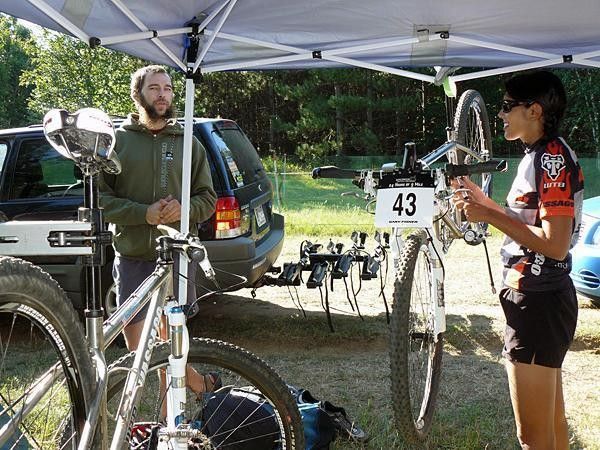 Deejay_Birtch and Namrita O'Dea discuss important matters such as bikes and beer.