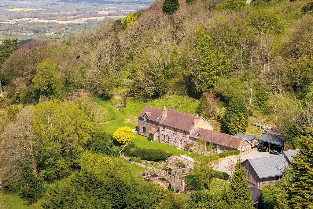 Houses for sale with barbecues: The Hermitage, Westminster Bank, Malvern, Worcestershire