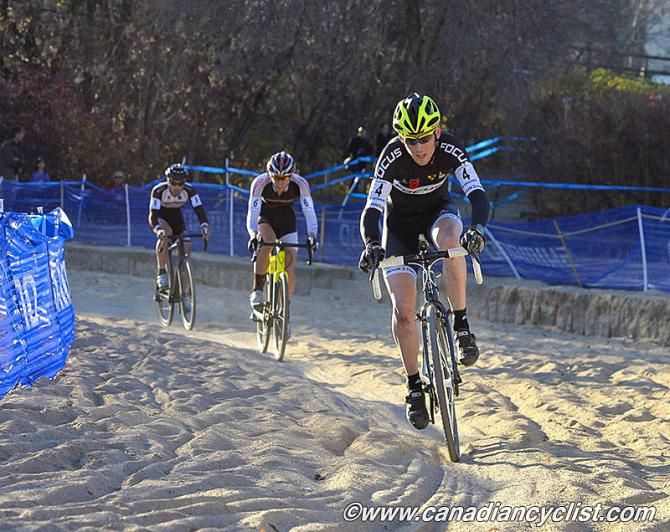 Aaron Schooler (Focus CX Team) leads the second chase group