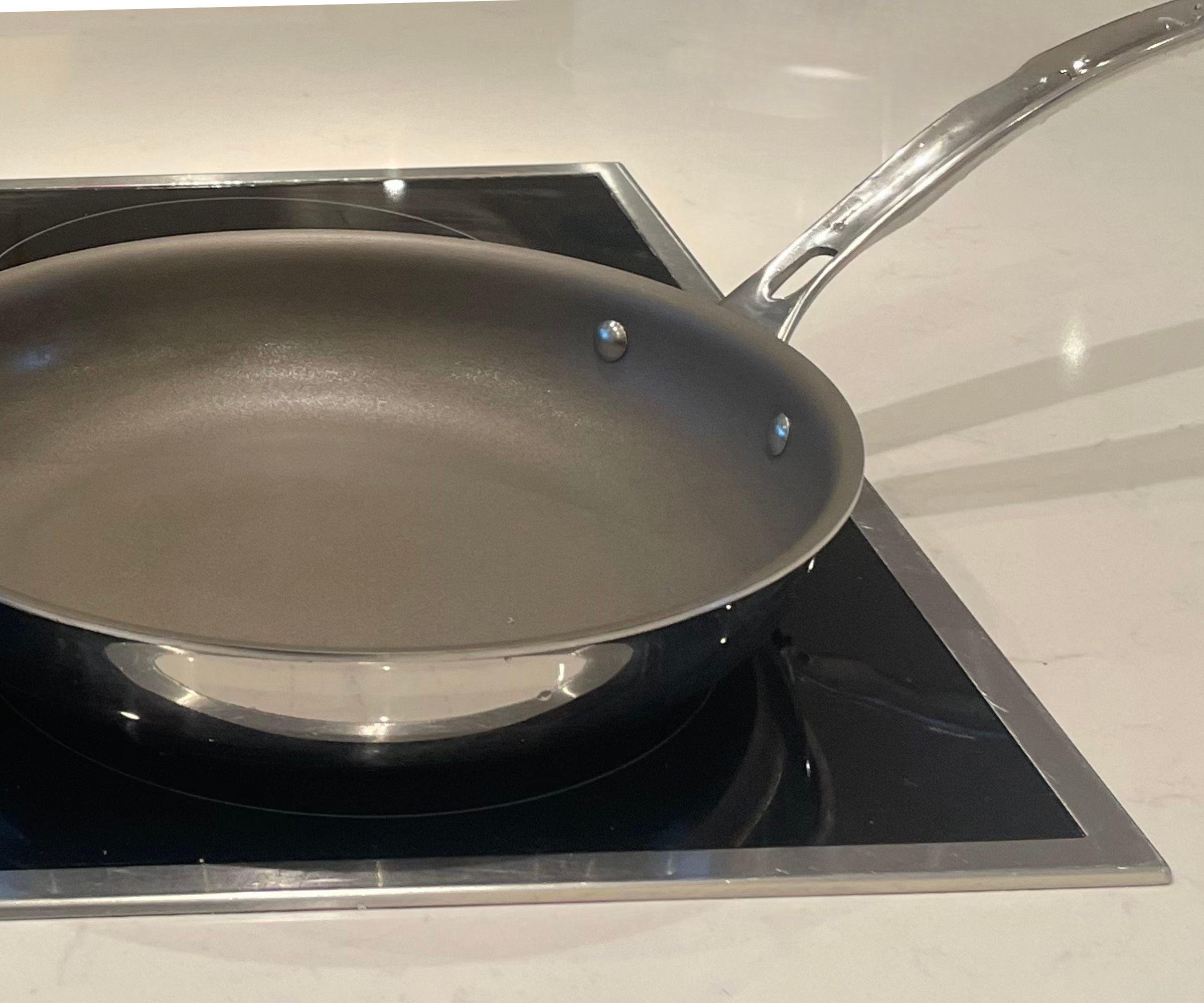 The interior of the Viking PureGlide Pro Pan is made from textured titanium non-stick