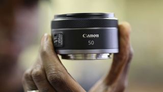 Canon RF 50mm f/1.8 STM