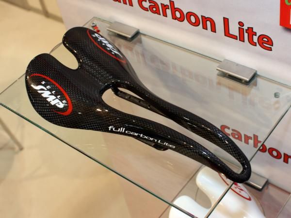 Selle SMP's new Full Carbon Lite saddle is a bit wider than the standard Full Carbon version but still super light at just 119g.