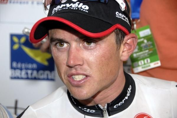Simon Gerrans (Cerv&eacute;lo TestTeam) speaks to the media.