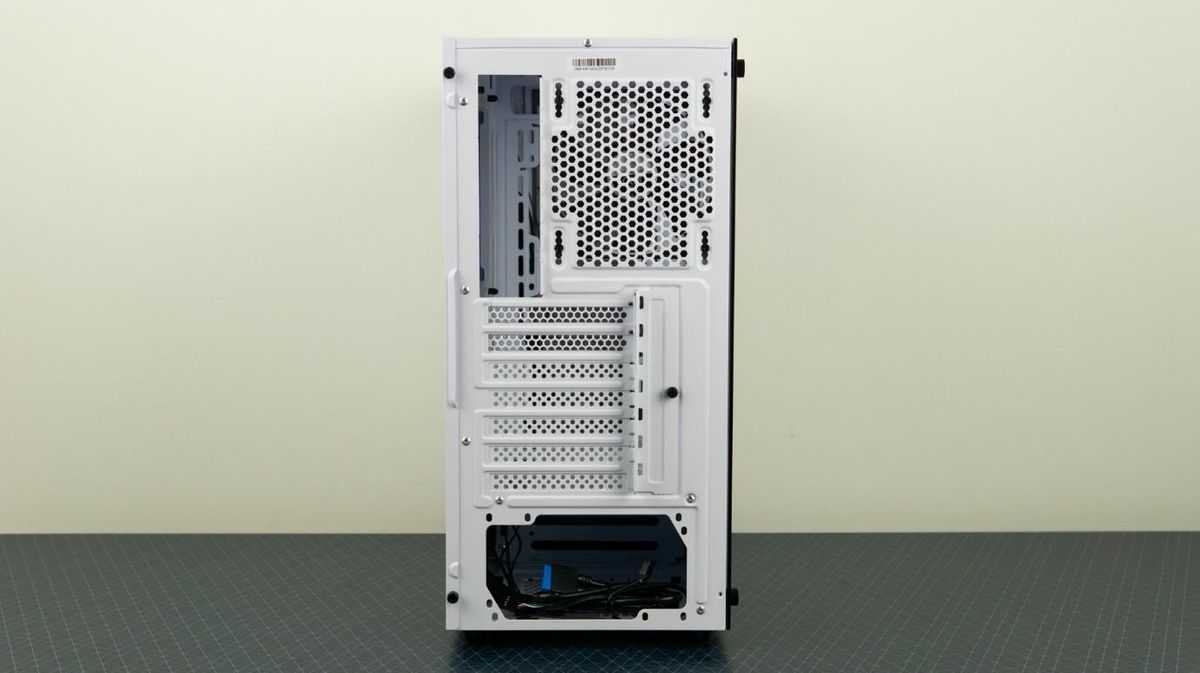 Silverstone Fara R1