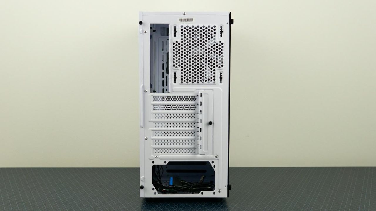 Silverstone Fara R1