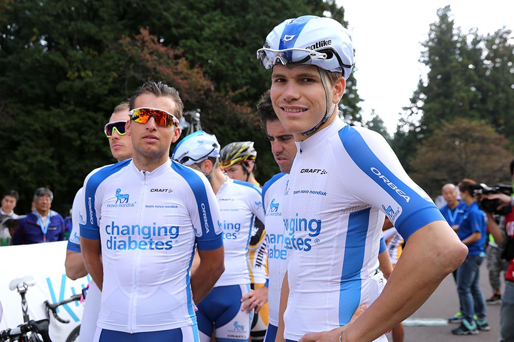 Novo Nordisk riders at the start