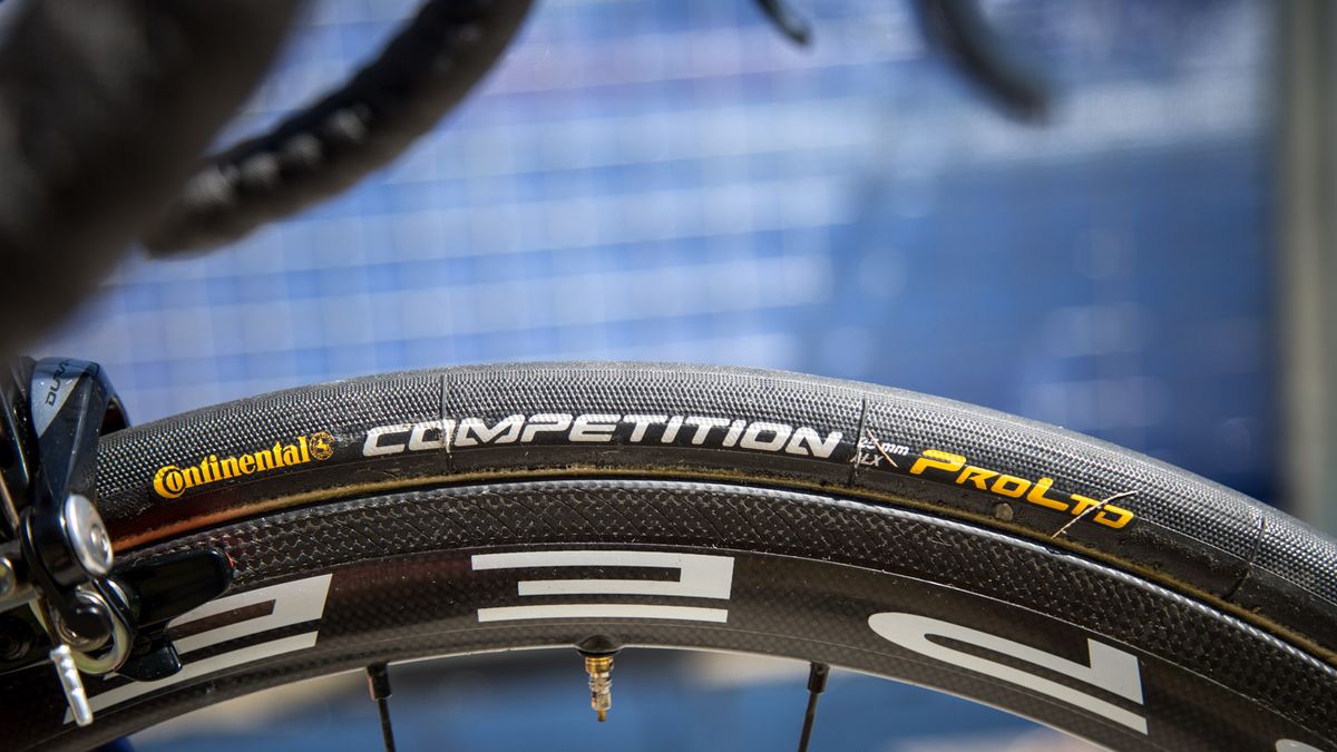 25mm tyres are the general consensus in the peloton