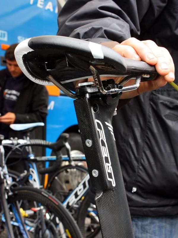 The flattened section on the back of the seatpost provides a dedicated area to mount a Shimano Dura-Ace Di2 battery.