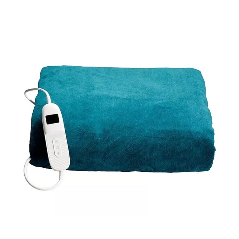 Lakeland's heated throw Black Friday deals are too good to miss Ideal