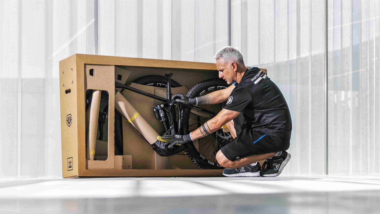 Mondraker recyclable packaging