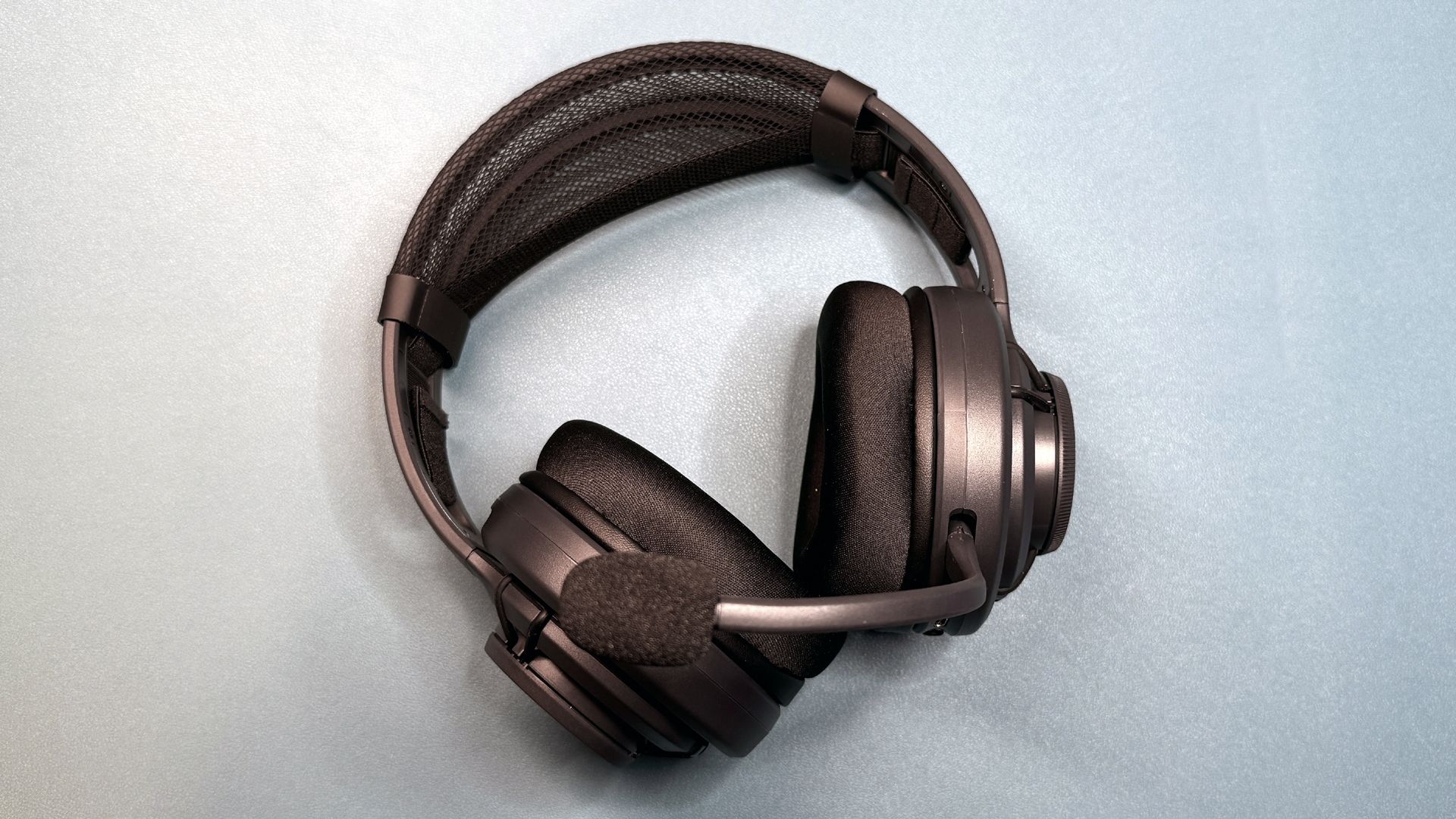 Turtle Beach Atlas Air on a Desk