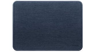 Best MacBook Pro cases and sleeves:Incase Designs Textured Hardshell in Woolenex