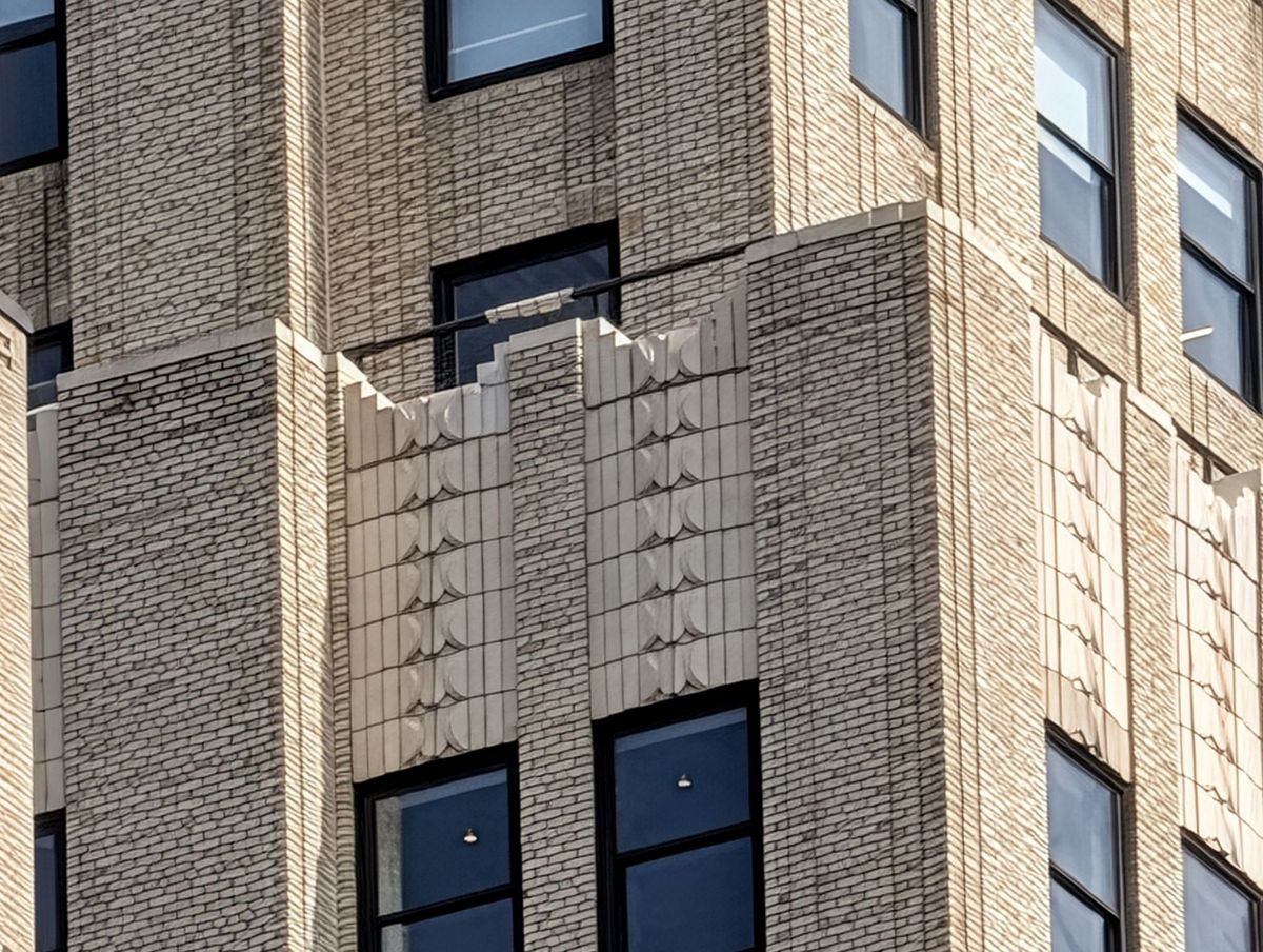 Google Pixel 10 Pro XL zoom sample.