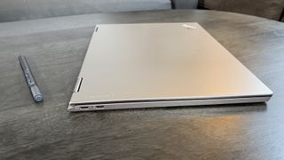 Lenovo ThinkPad X1 Titanium Yoga