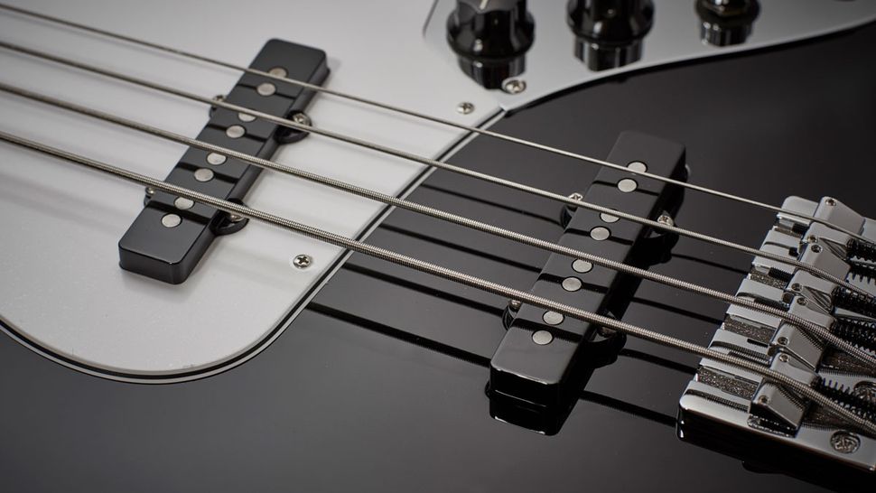 Best Flatwound Bass Strings 2024: How To Choose The Best Flatwounds ...