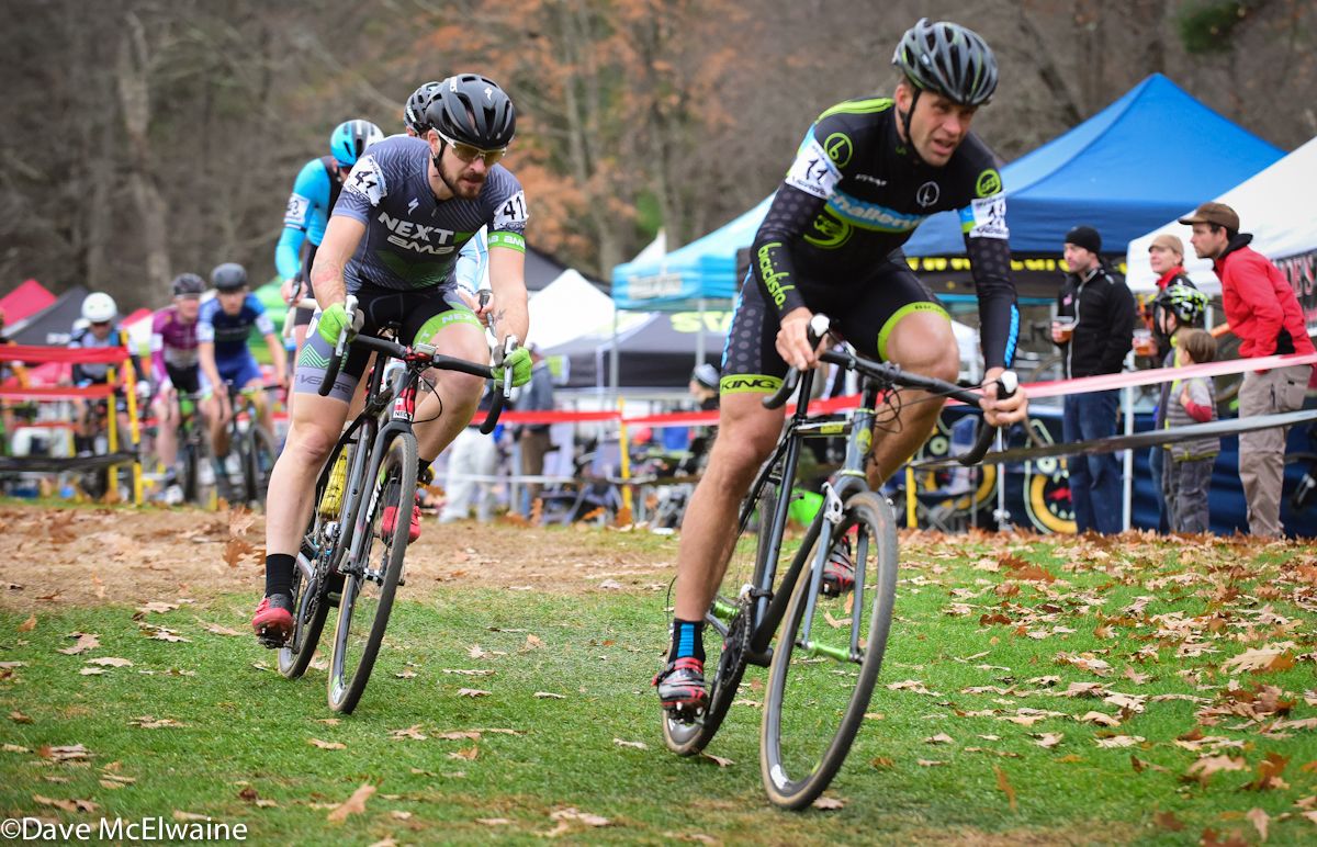 Joachim Parbo (Challenge Tires) riding near the leaders on lap one