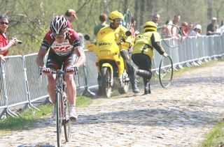 Stuart O'Grady in the Arenberg on his way to winning in 2007
