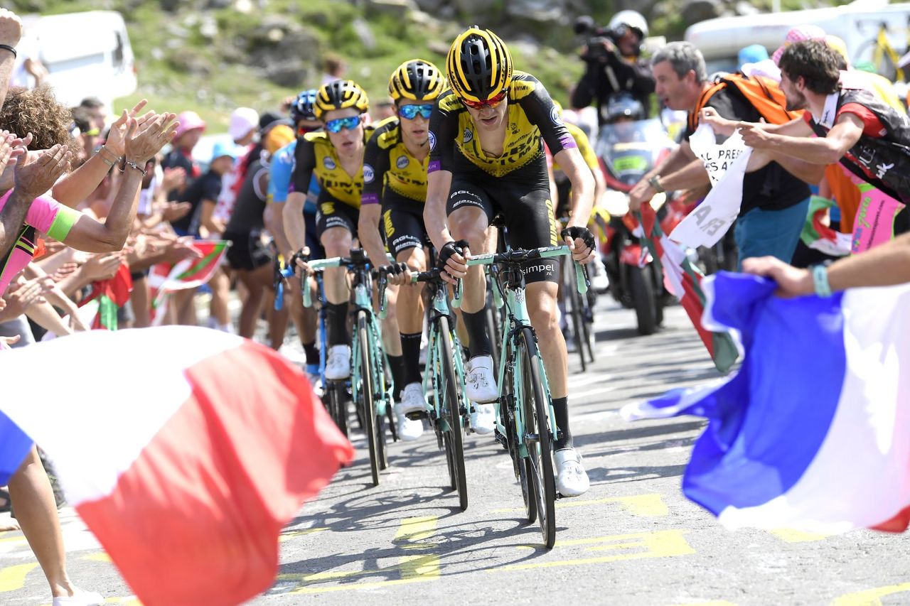 Jumbo-Visma controlled the pace at the top of the Tourmalet