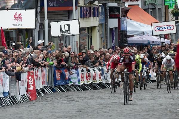 Adam Blythe (BMC) has a lead coming to the line