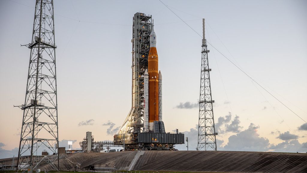 NASA’s Space Launch System (SLS) rocket and Orion spacecraft, standing atop the mobile launcher, arrive at Launch Pad 39B at the agency’s Kennedy Space Center in Florida on Nov. 4, 2022.