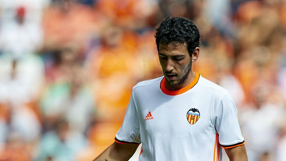 Valencia star Parejo dropped over drunken video FourFourTwo