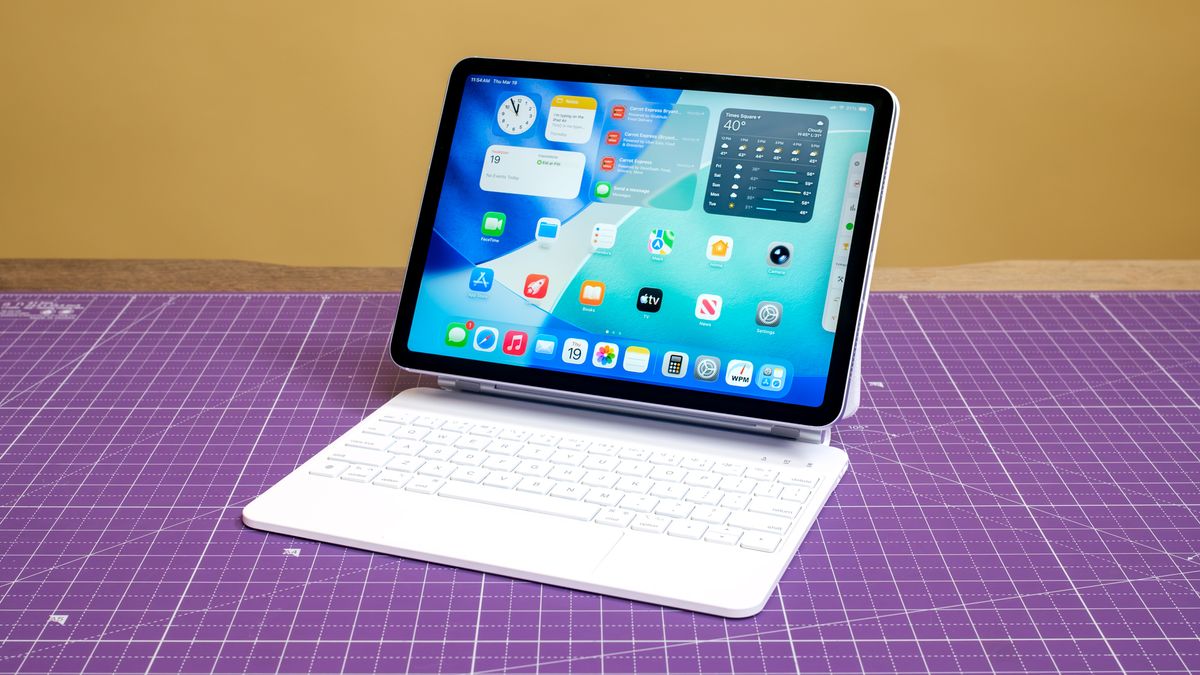 Tolpaiksoy iPad Air M4 Keyboard Case